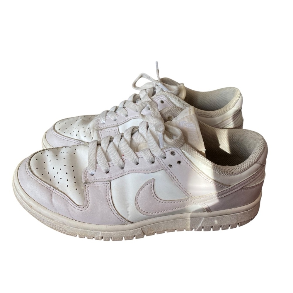 Nike Women's Dunks low Classic White Sneakers